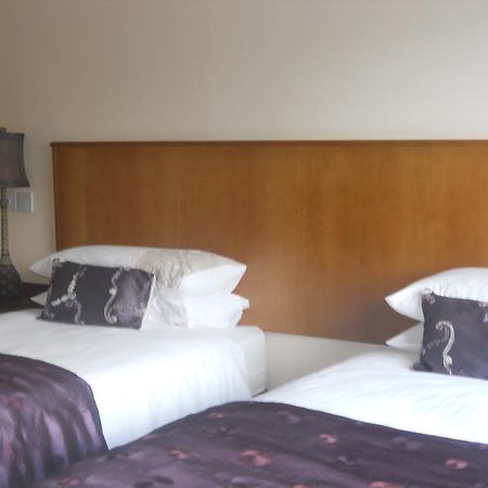 Strokestown B&B The Silver Eel מראה חיצוני תמונה